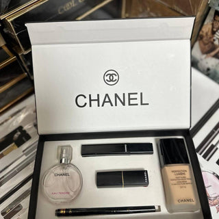 Cofanetto regalo di cosmetici decorativi “Chanel” 5 Pezzi